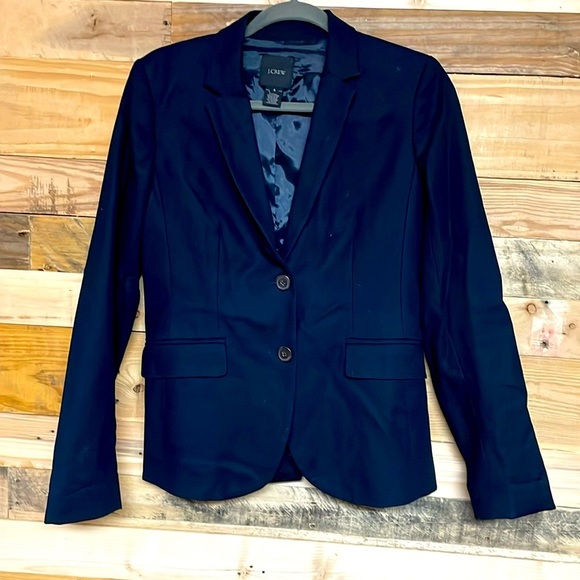 J Crew size 4 navy two button blazer with pockets - Picture 1 of 9